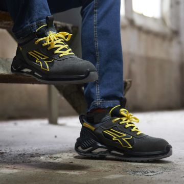 Scarpe antinfortunistiche Sniper, basse, leggere e comode U-Power della linea Red 360, con tomaia in nylon ultra traspiranti