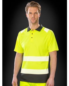 Polo di sicurezza con tessuto riciclato,elasticizzato e traspirante; con dettagli riflettenti e strisce di sicurezza stampate